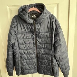 Hollister navy blue packable puffer jacket